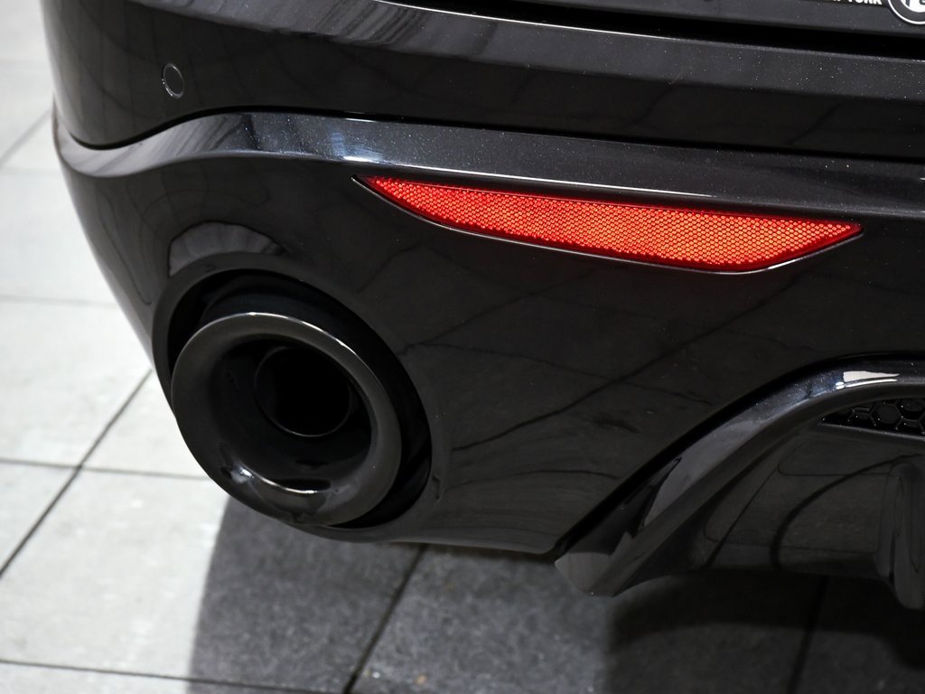 Used 2023 Alfa Romeo Stelvio Veloce image 79