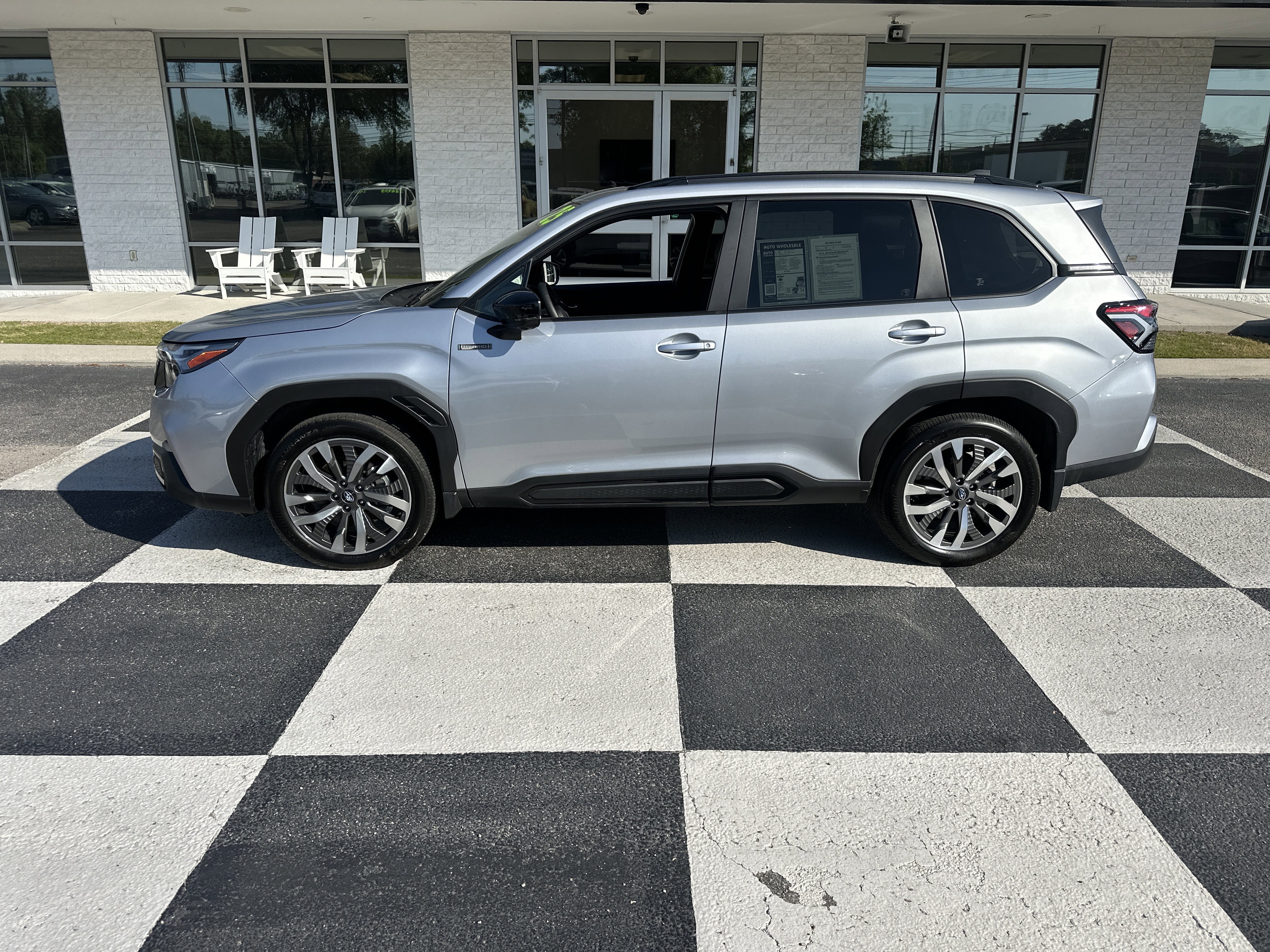 Used 2025 Subaru Forester Touring w/ Touring Package AWD/4WD image 1