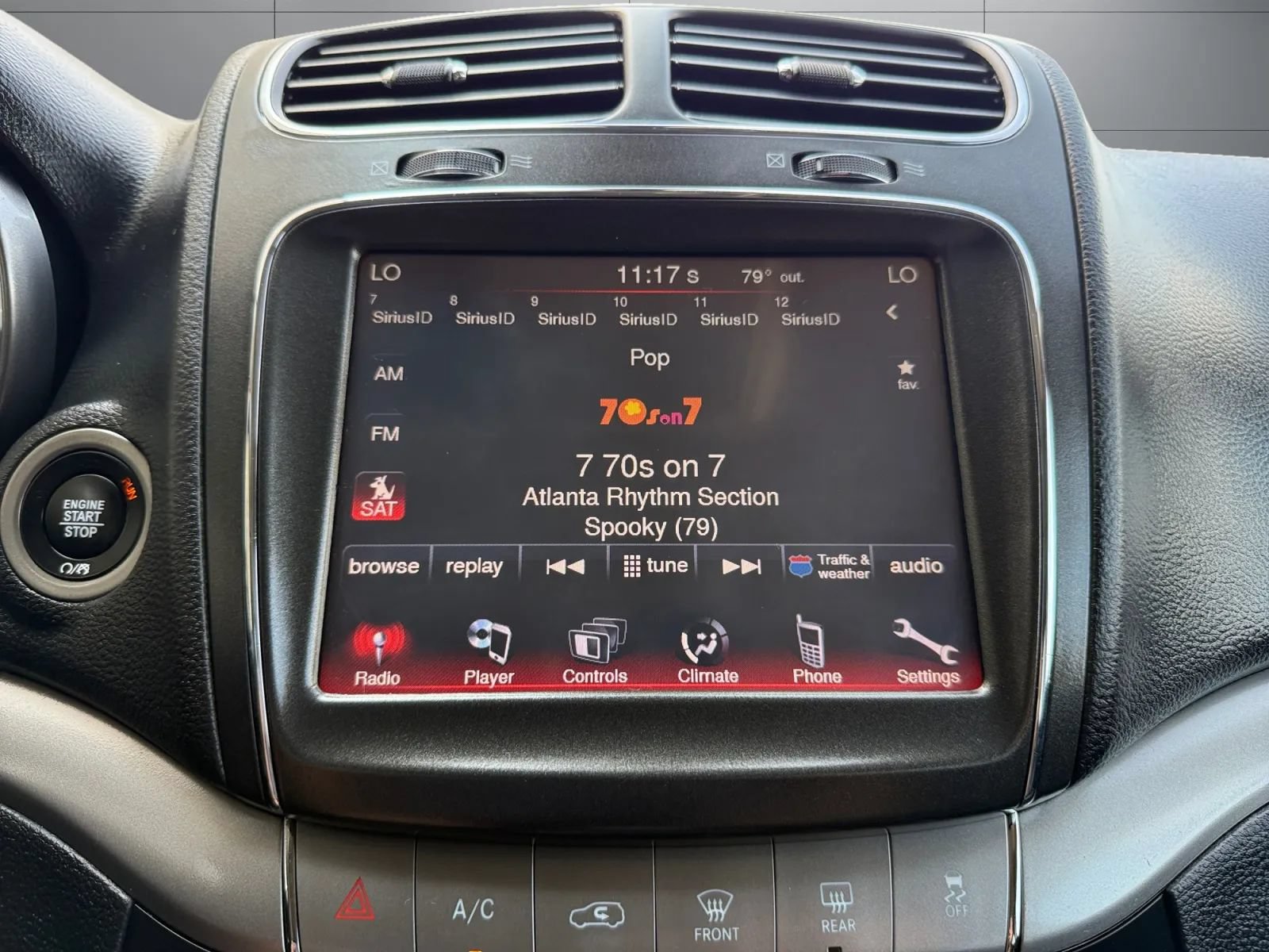 Used 2018 Dodge Journey Crossroad AWD/4WD image 29