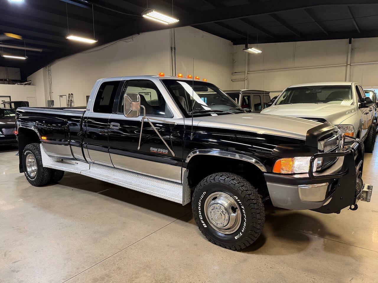 Used 1998 Dodge Ram 3500 Truck 4x4 Quad Cab image 1