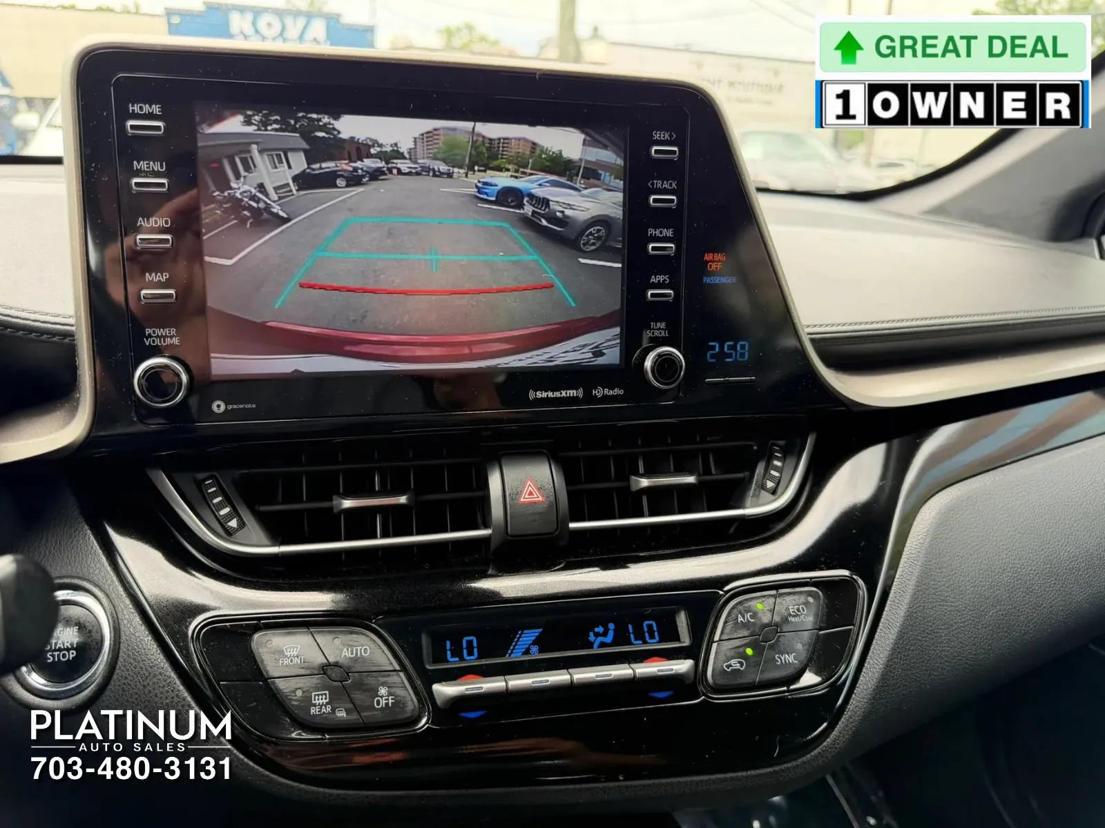 Used 2019 Toyota C-HR XLE FWD image 10