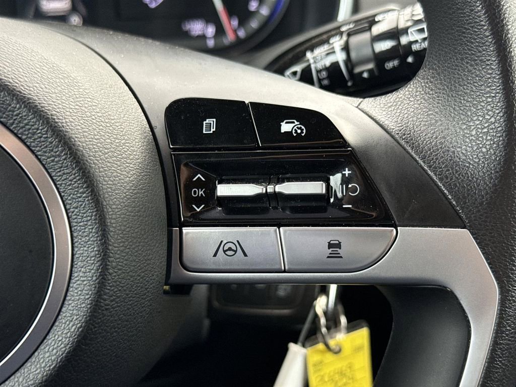 Used 2024 Hyundai Tucson SE image 30