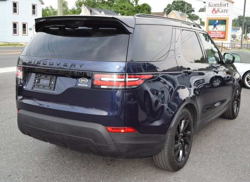 Used 2019 Land Rover Discovery HSE AWD/4WD image 12