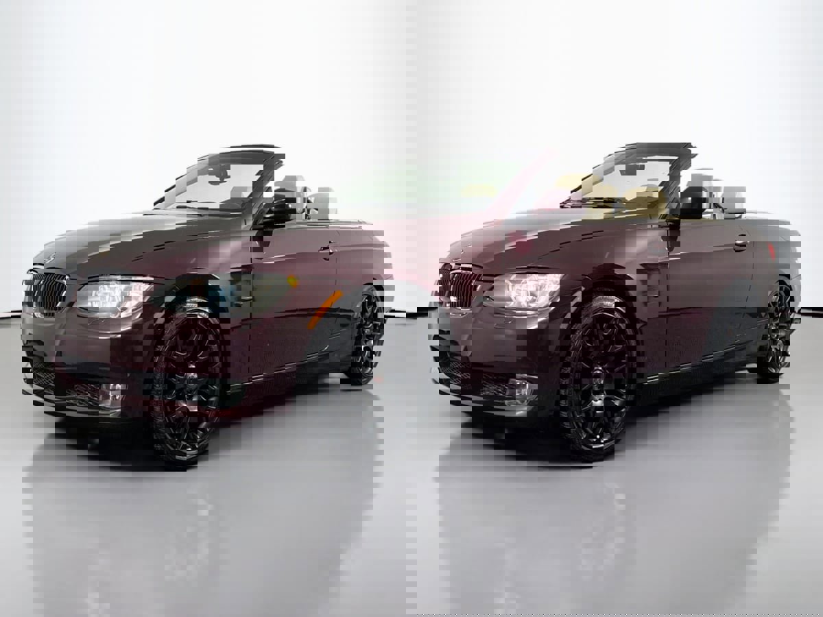 Used 2010 BMW 328i Convertible image 39