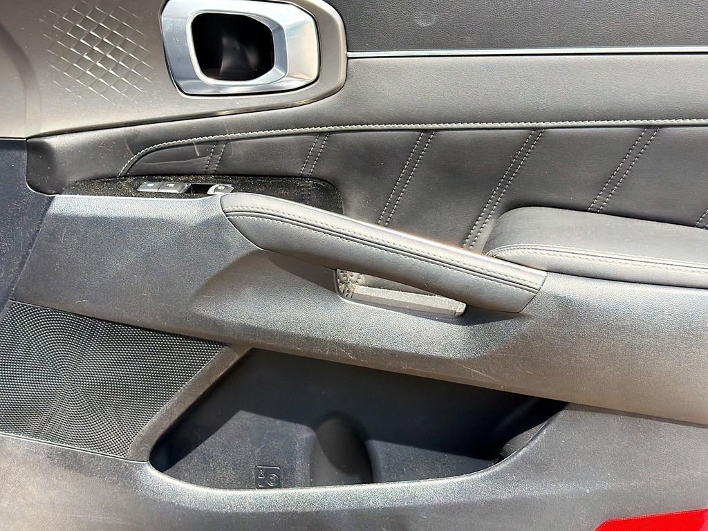 Used 2023 Kia Sorento SX image 23