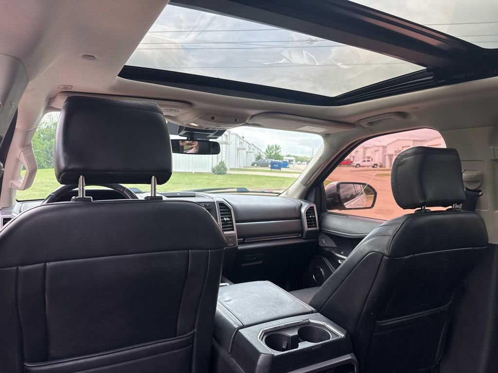 Used 2019 Ford Expedition Platinum AWD/4WD image 8