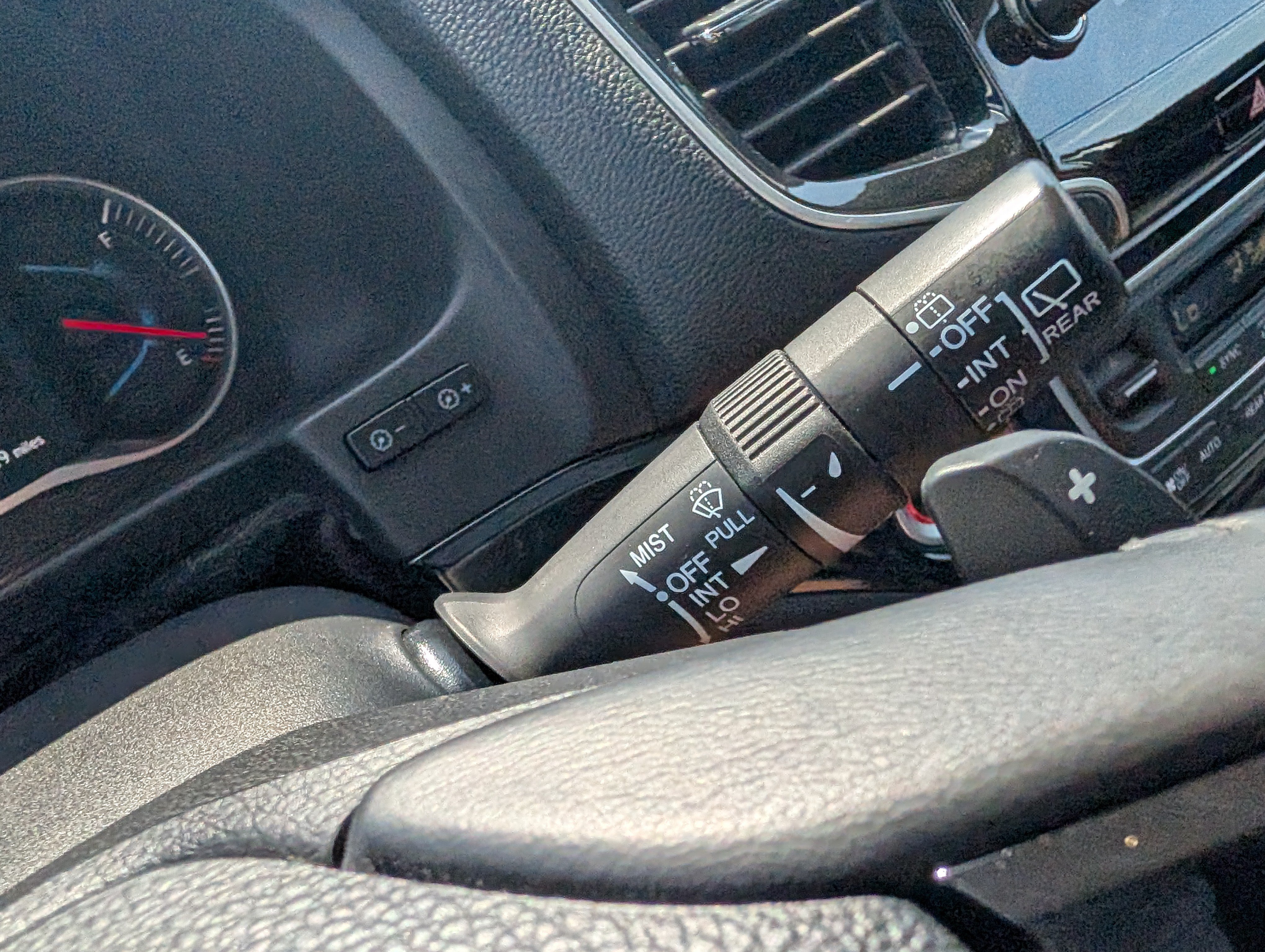 Used 2019 Honda Pilot Touring image 30