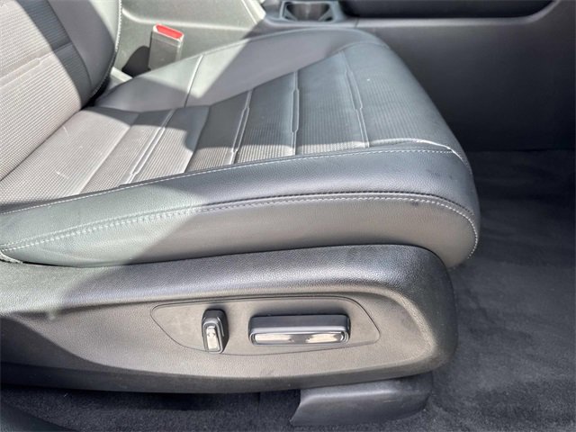 Used 2023 Honda CR-V EX-L image 11