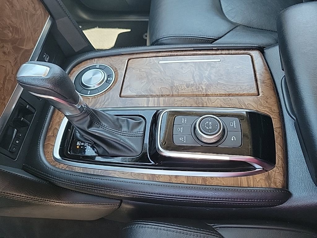 Used 2022 Nissan Armada SL image 31