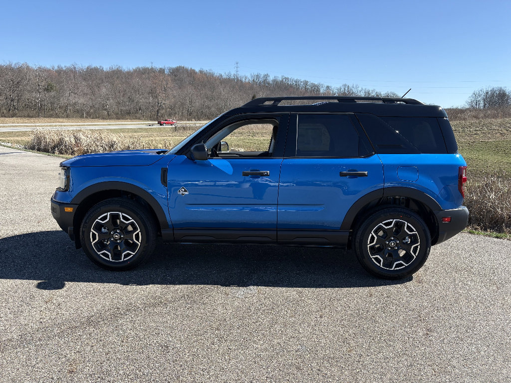 New 2026 Ford Bronco Sport Outer Banks image 2