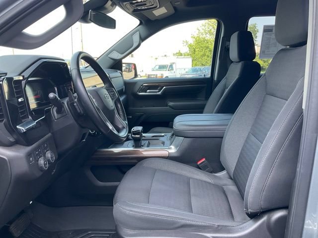 Used 2023 Chevrolet Silverado 1500 RST w/ All Star Edition Plus AWD/4WD image 2