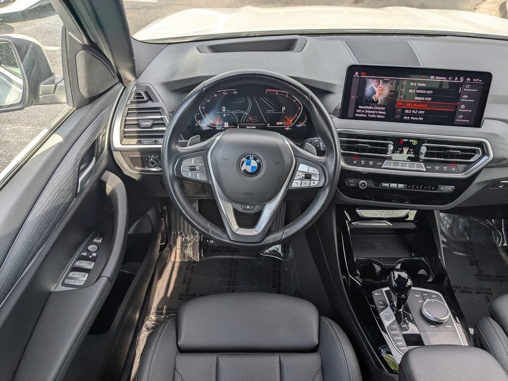 Used 2024 BMW X3 xDrive30i w/ Premium Package w/ZPA AWD/4WD image 3
