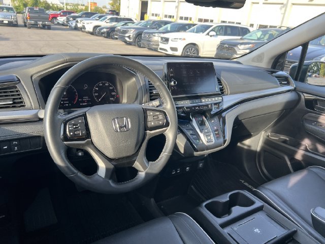 Used 2025 Honda Odyssey Touring image 26