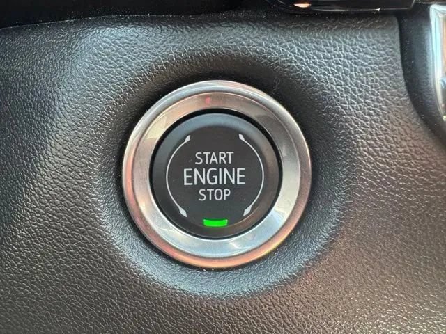 Used 2025 Chevrolet Colorado Trail Boss AWD/4WD image 25