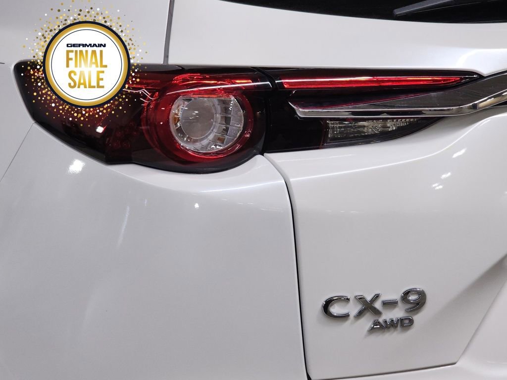 Used 2023 MAZDA CX-9 Touring image 13