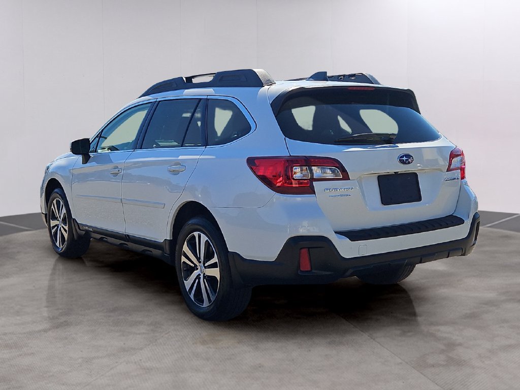 Used 2019 Subaru Outback 2.5i Limited AWD/4WD image 6