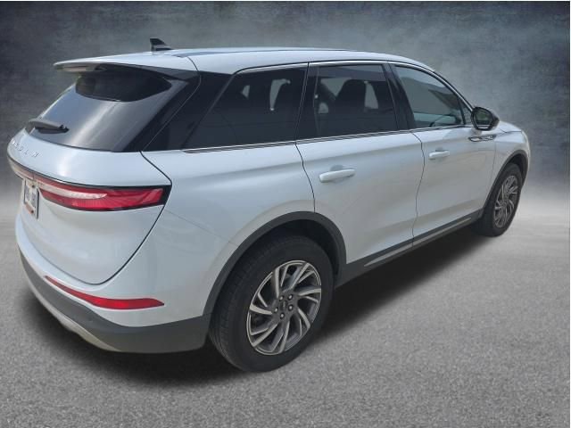 Used 2025 Lincoln Corsair FWD image 8