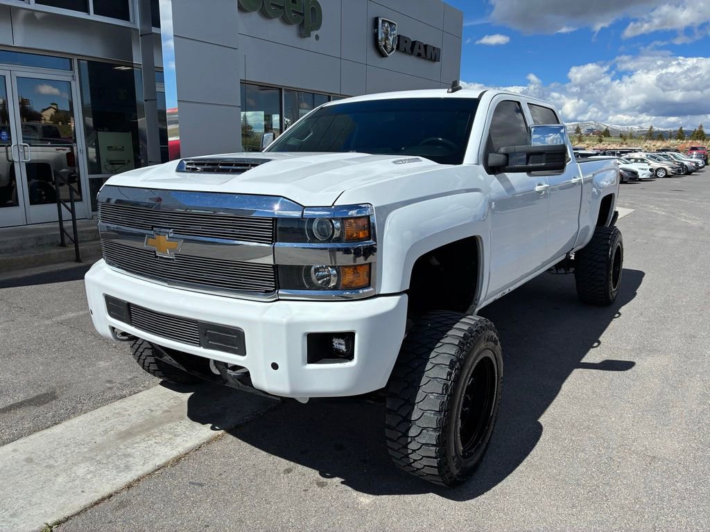 Used 2018 Chevrolet Silverado 2500 LT AWD/4WD image 1