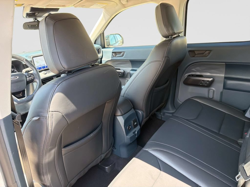 Used 2024 Ford Maverick Lariat w/ Black Appearance Package FWD image 15