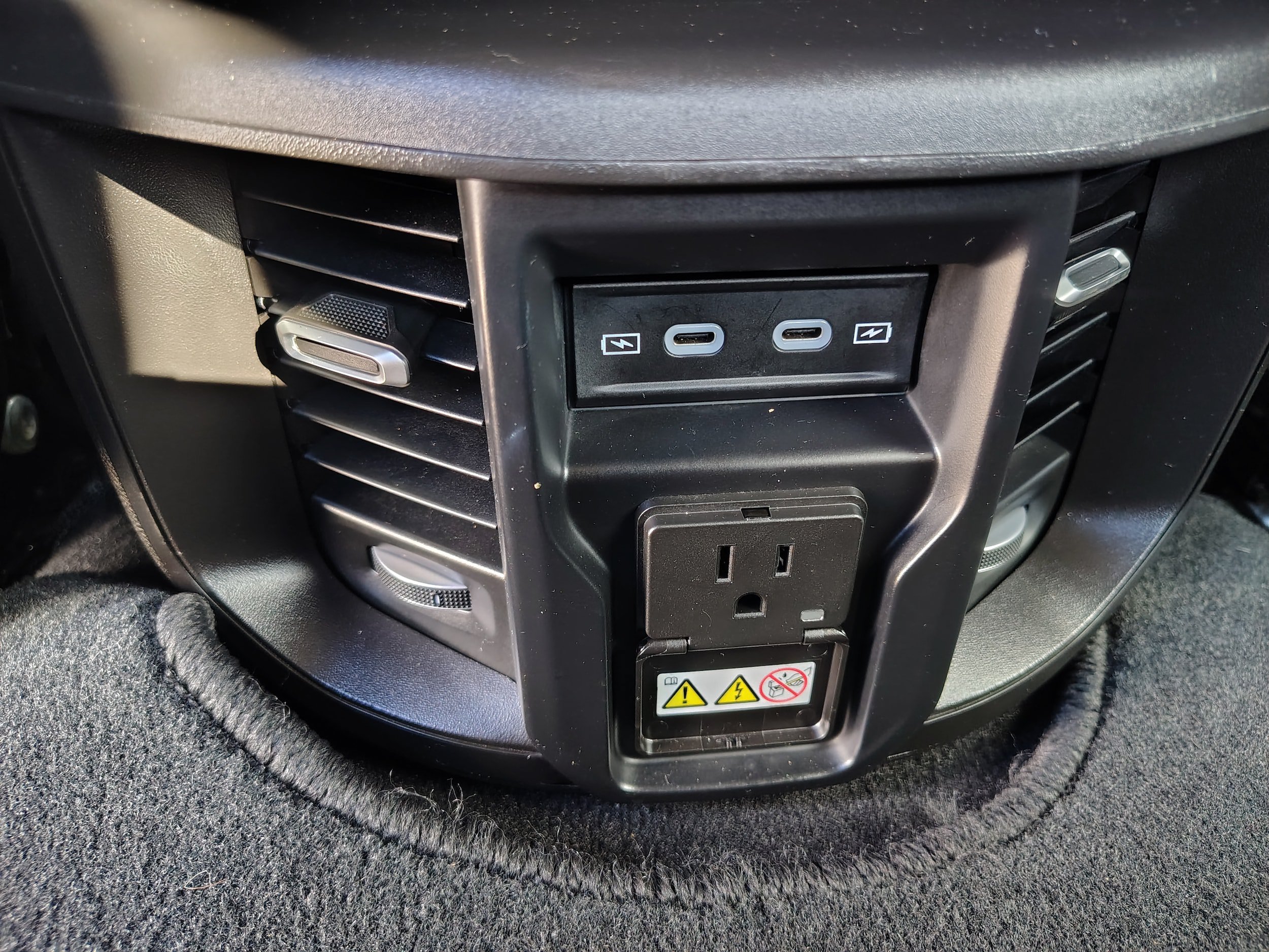 Certified 2026 RAM 2500 Laramie AWD/4WD image 23