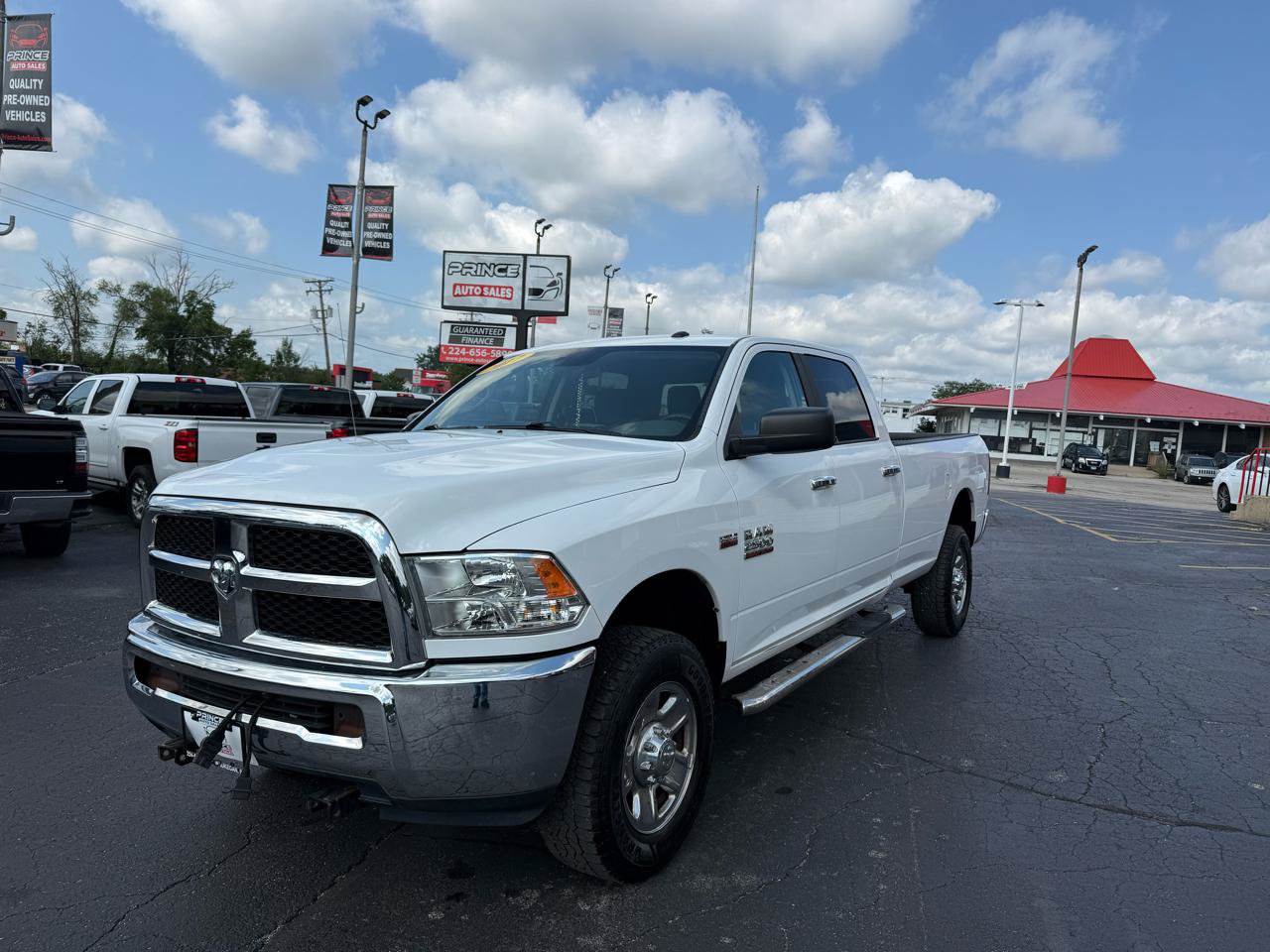 Used 2017 RAM 2500 SLT AWD/4WD image 3