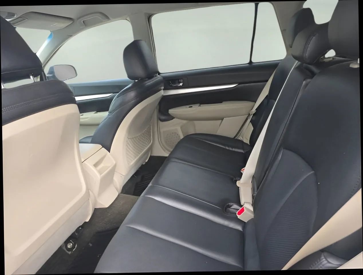 Used 2012 Subaru Outback 2.5i Premium w/ Popular Pkg 2 image 9