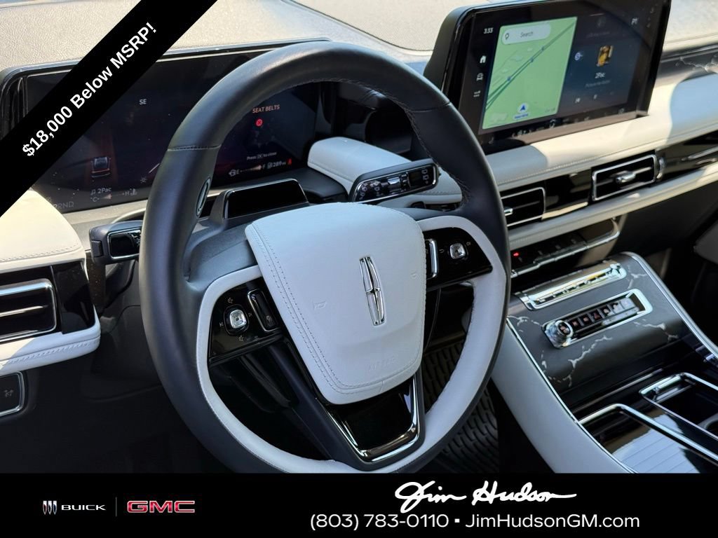 Used 2025 Lincoln Aviator Black Label AWD/4WD image 20