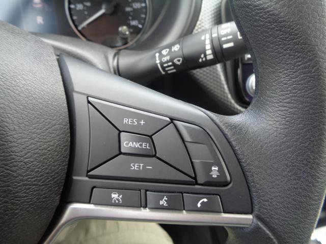 Used 2024 Nissan Kicks SV FWD image 38