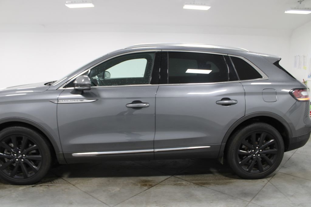 Used 2022 Lincoln Nautilus Reserve w/ Equipment Group 201A image 6