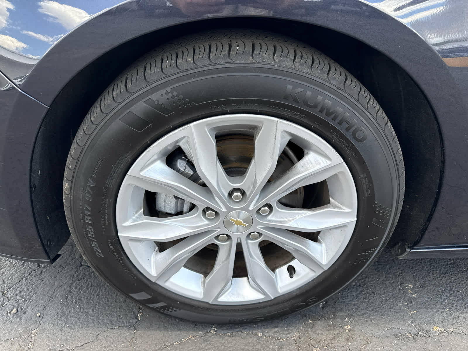 Used 2023 Chevrolet Malibu LT FWD image 9