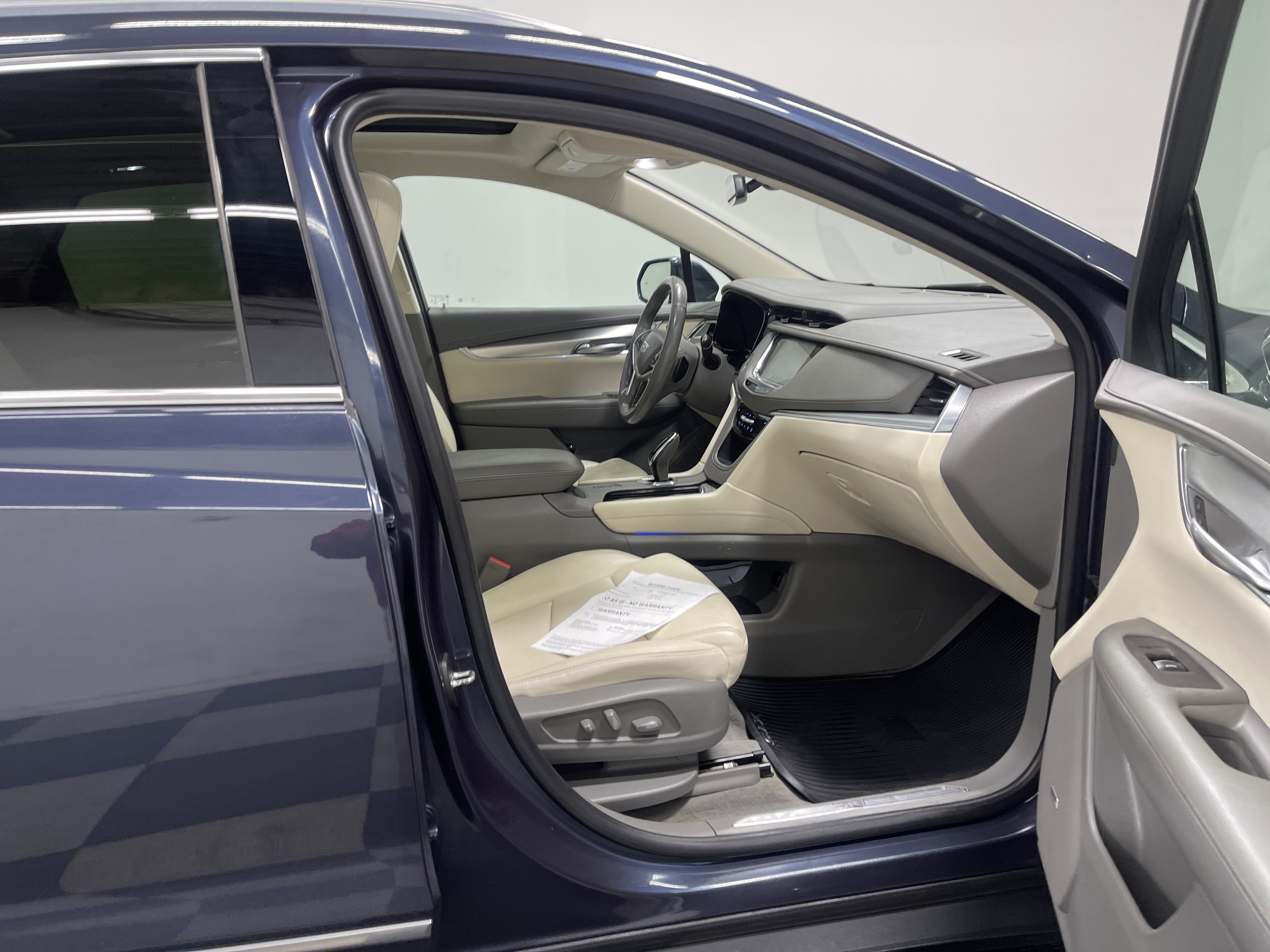 Used 2019 Cadillac XT5 Luxury AWD/4WD image 26