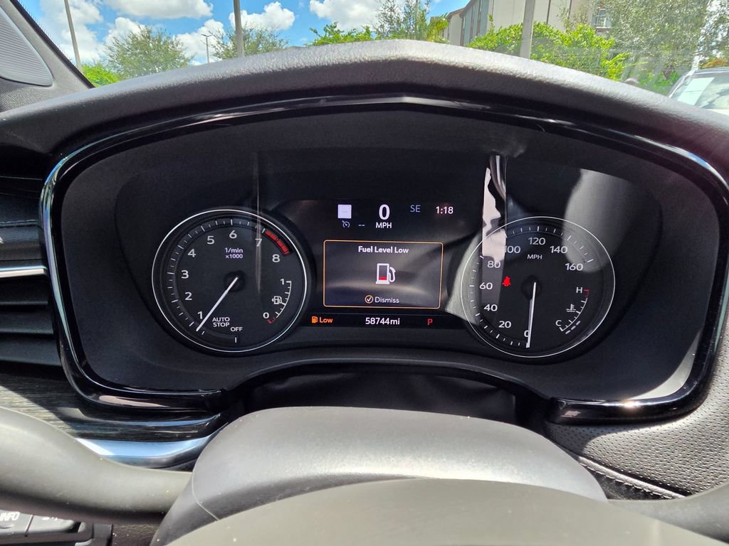 Used 2022 Cadillac XT5 Premium Luxury w/ Technology Package FWD image 28