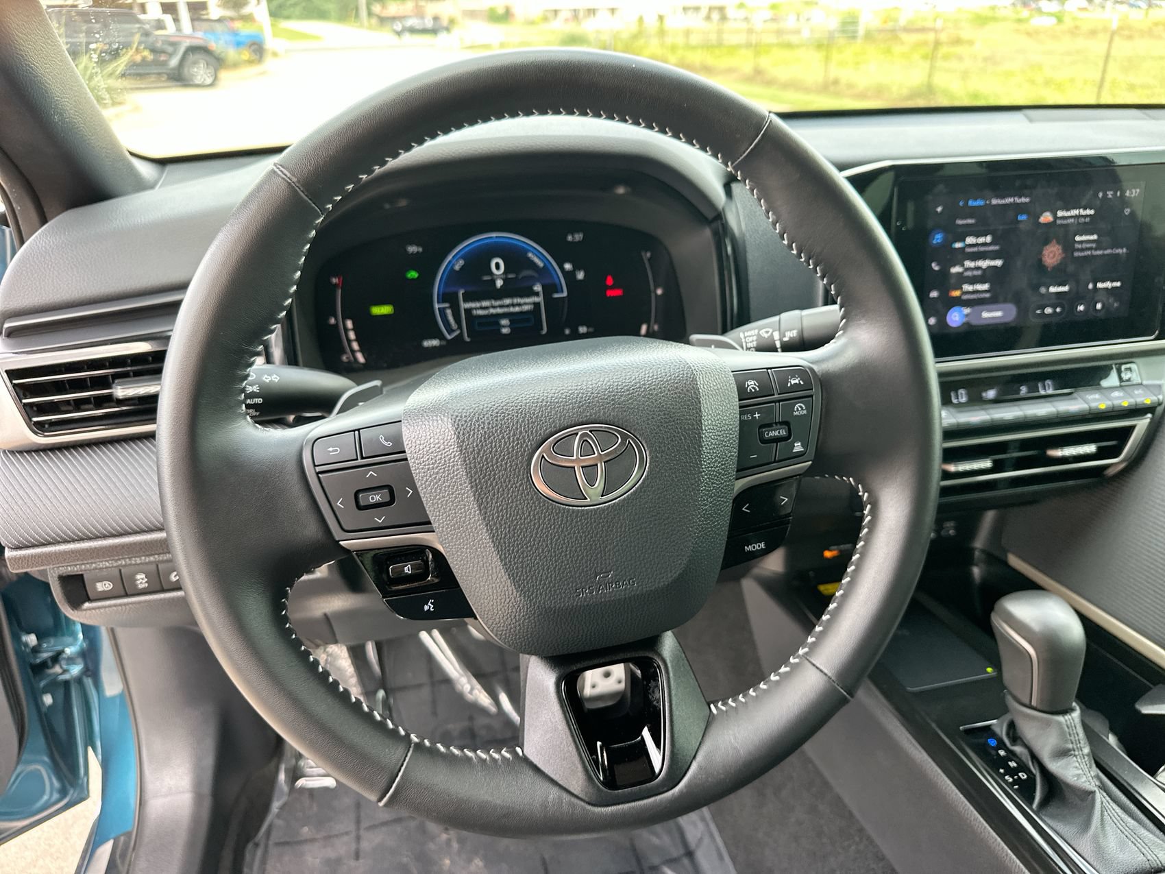 Used 2026 Toyota Camry SE w/ Convenience Package FWD image 14