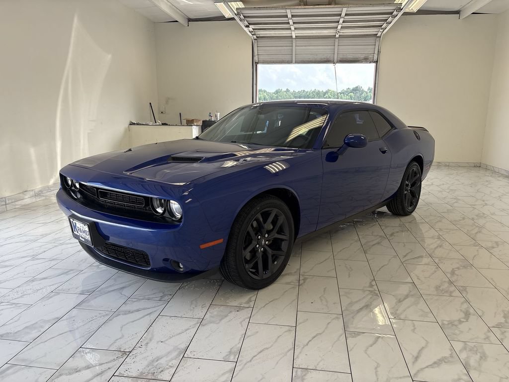 Used 2022 Dodge Challenger SXT w/ Blacktop Package RWD image 4