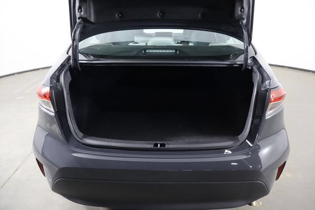 Used 2025 Toyota Corolla LE FWD image 20