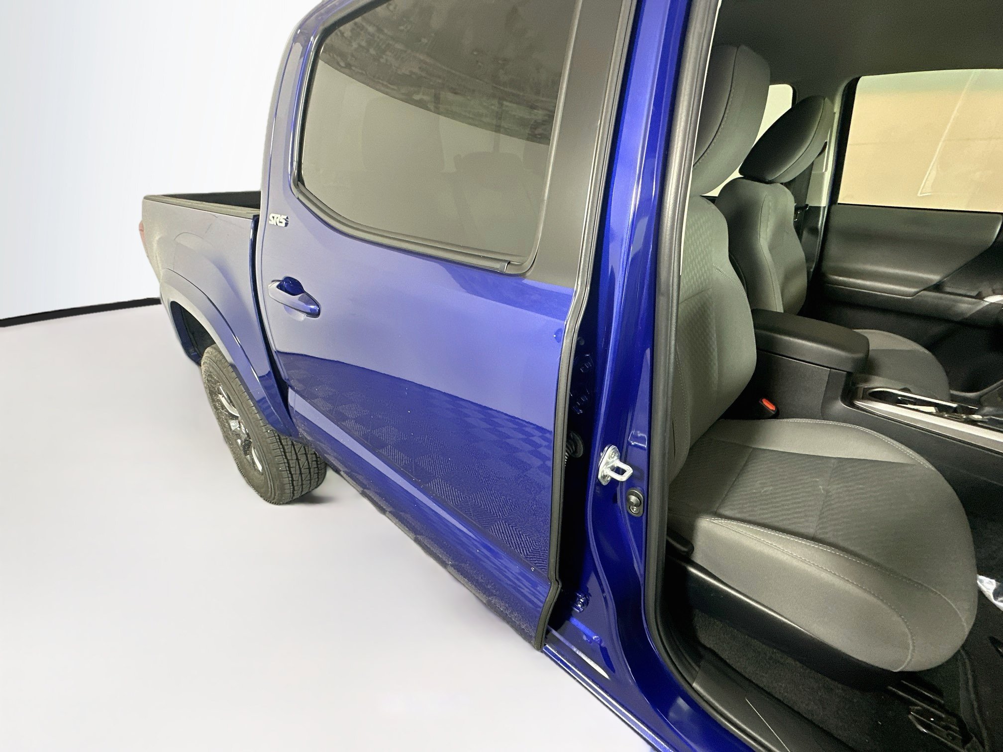Certified 2023 Toyota Tacoma SR5 w/ Technology Package RWD image 28