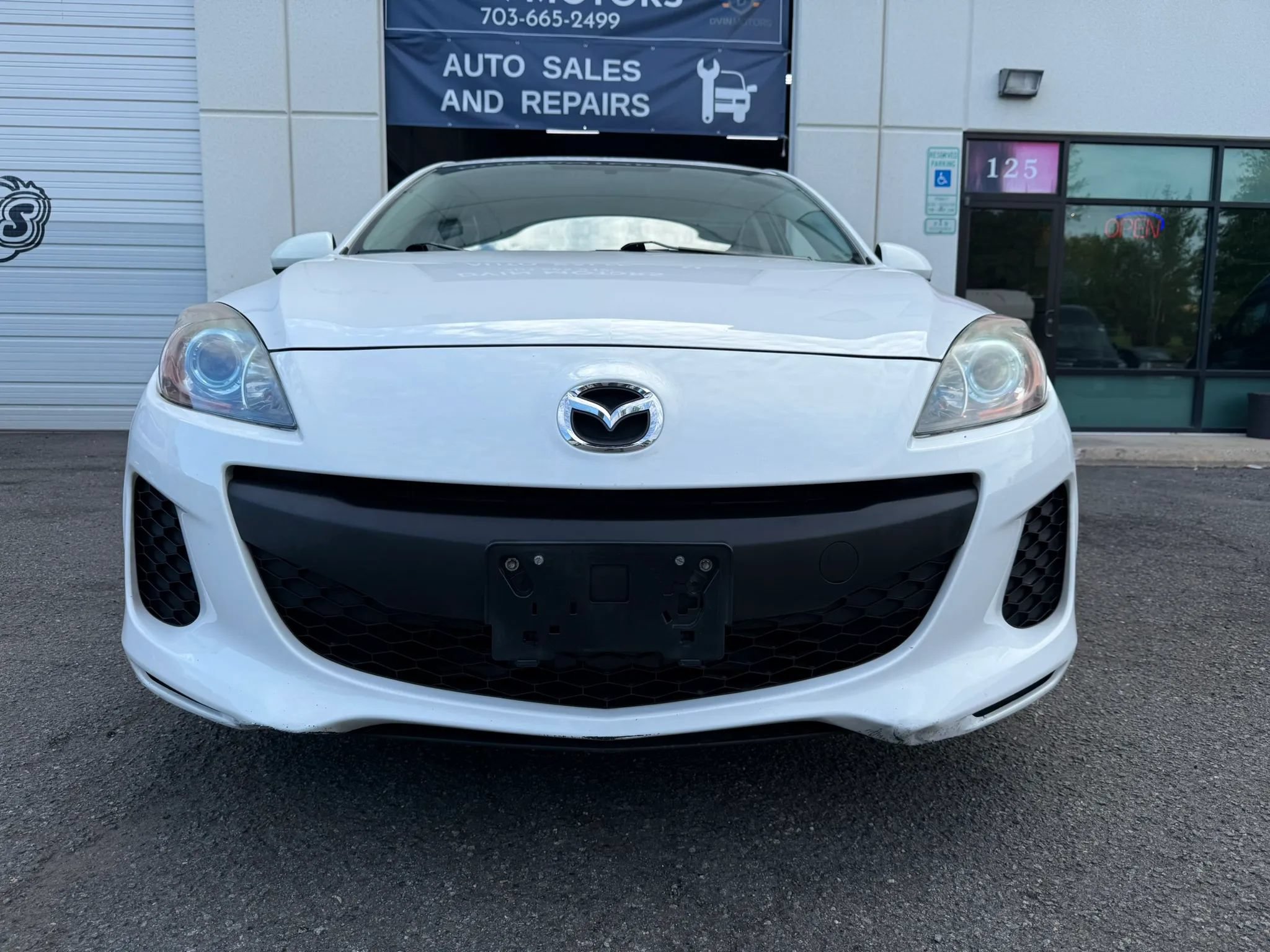 Used 2013 MAZDA MAZDA3 i Touring FWD image 6