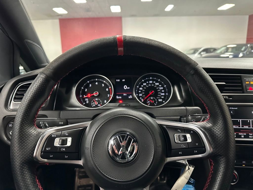 Used 2017 Volkswagen GTI S image 17