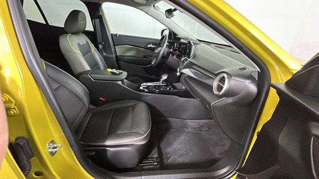 Used 2024 Chevrolet Trax ACTIV FWD image 31