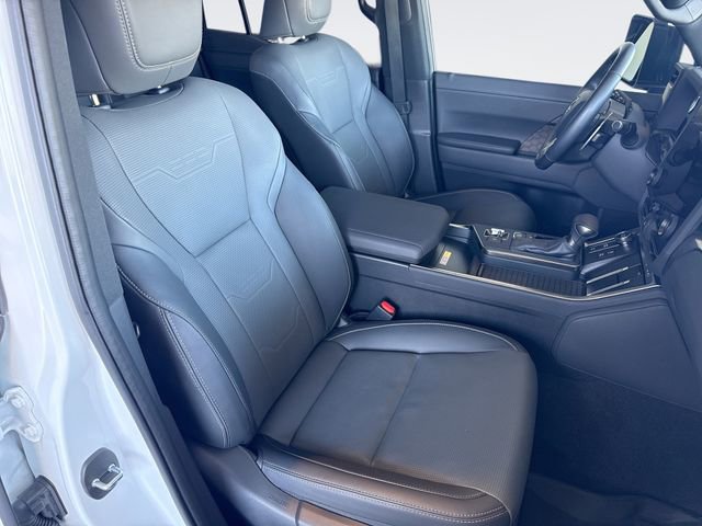 Used 2024 Lexus GX 550 image 27