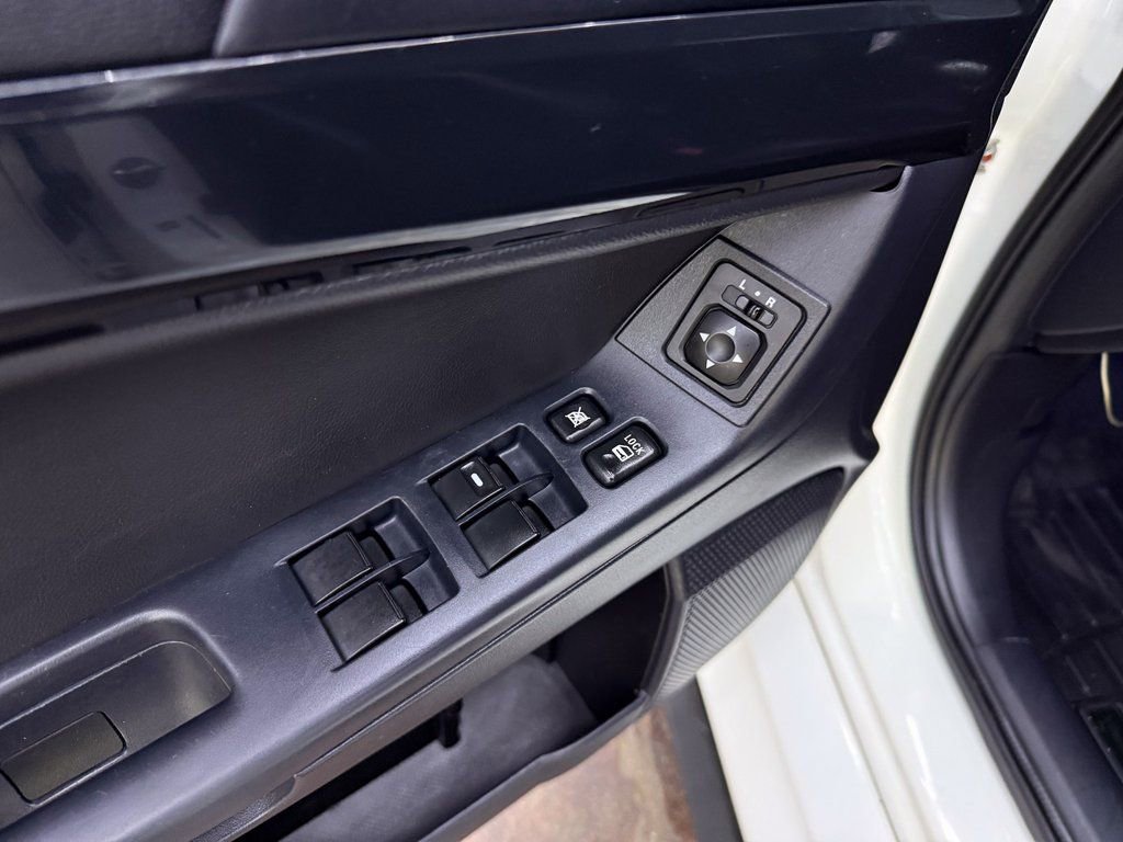 Used 2012 Mitsubishi Lancer Evolution GSR image 13