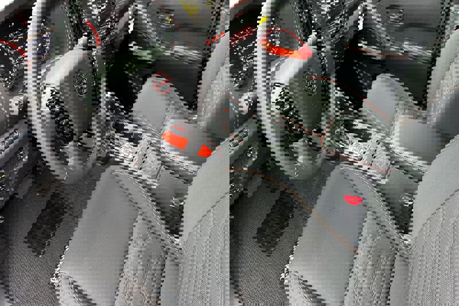 New 2026 Nissan Frontier PRO-4X w/ Pro-4x Convenience Package image 11