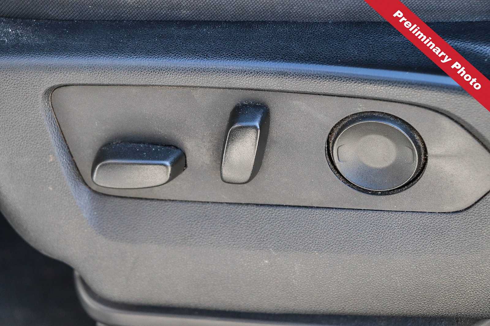 Used 2022 Chevrolet Silverado 1500 Custom RWD image 15