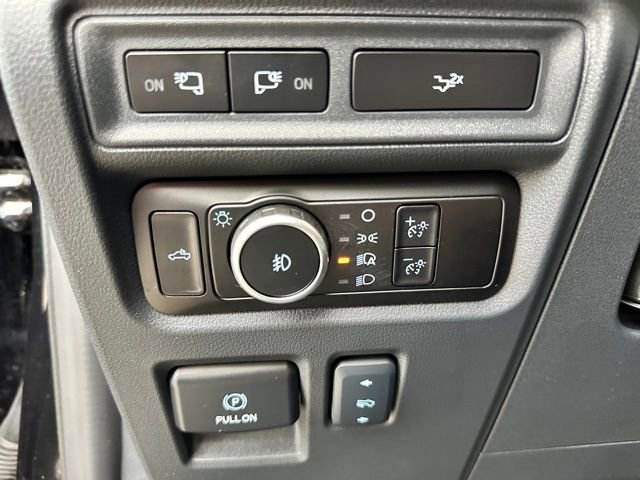 Used 2024 Ford F150 Lariat image 16