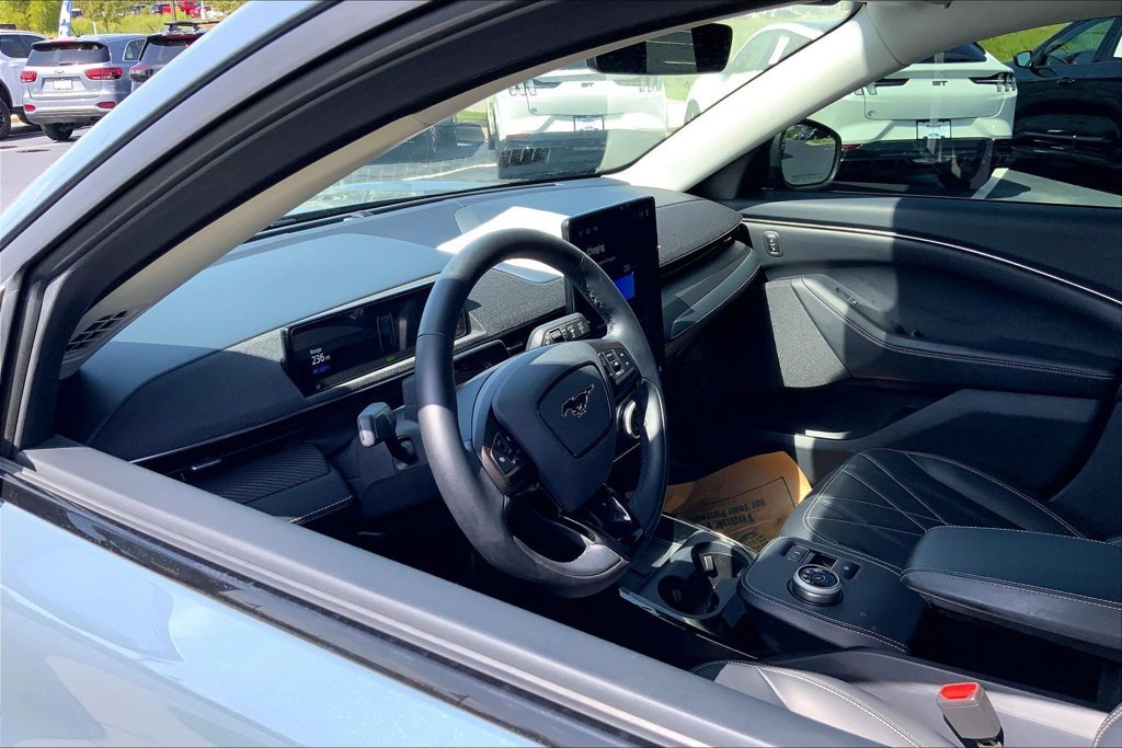 Used 2024 Ford Mustang Mach-E Select AWD/4WD image 8