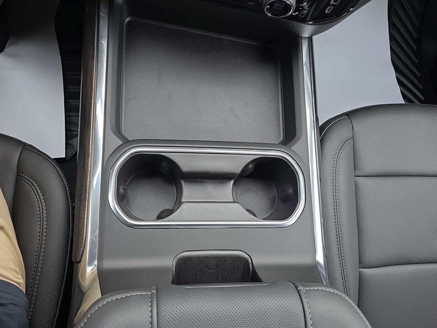 New 2025 Chevrolet Silverado 2500 LTZ w/ LTZ Convenience Package image 19