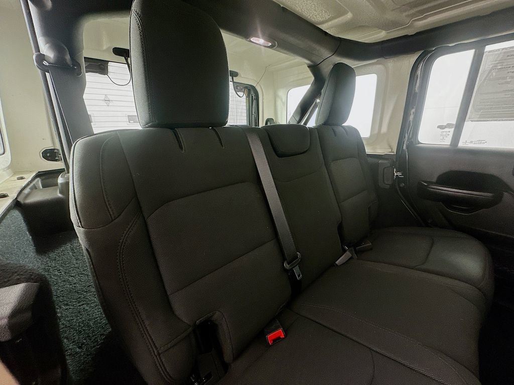 Used 2020 Jeep Wrangler Unlimited Sport image 26