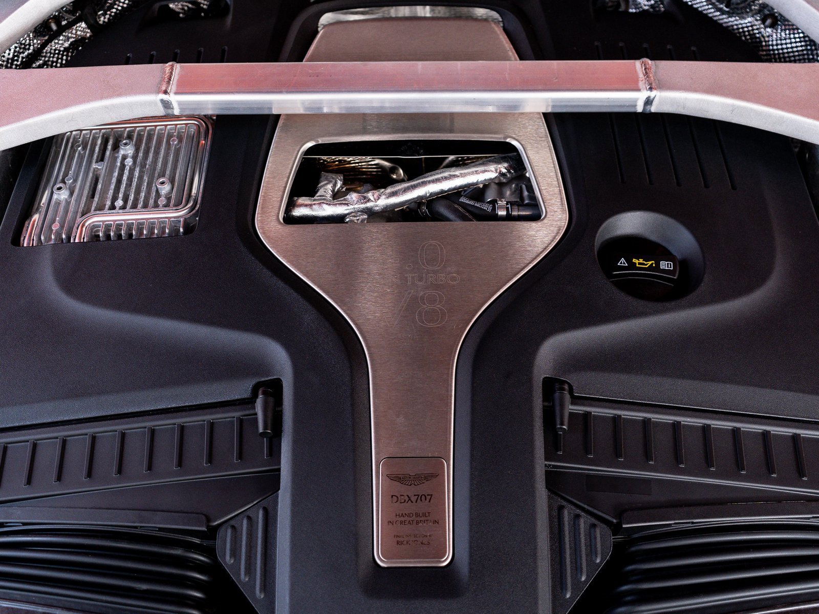 Used 2025 Aston Martin DBX 707 image 47