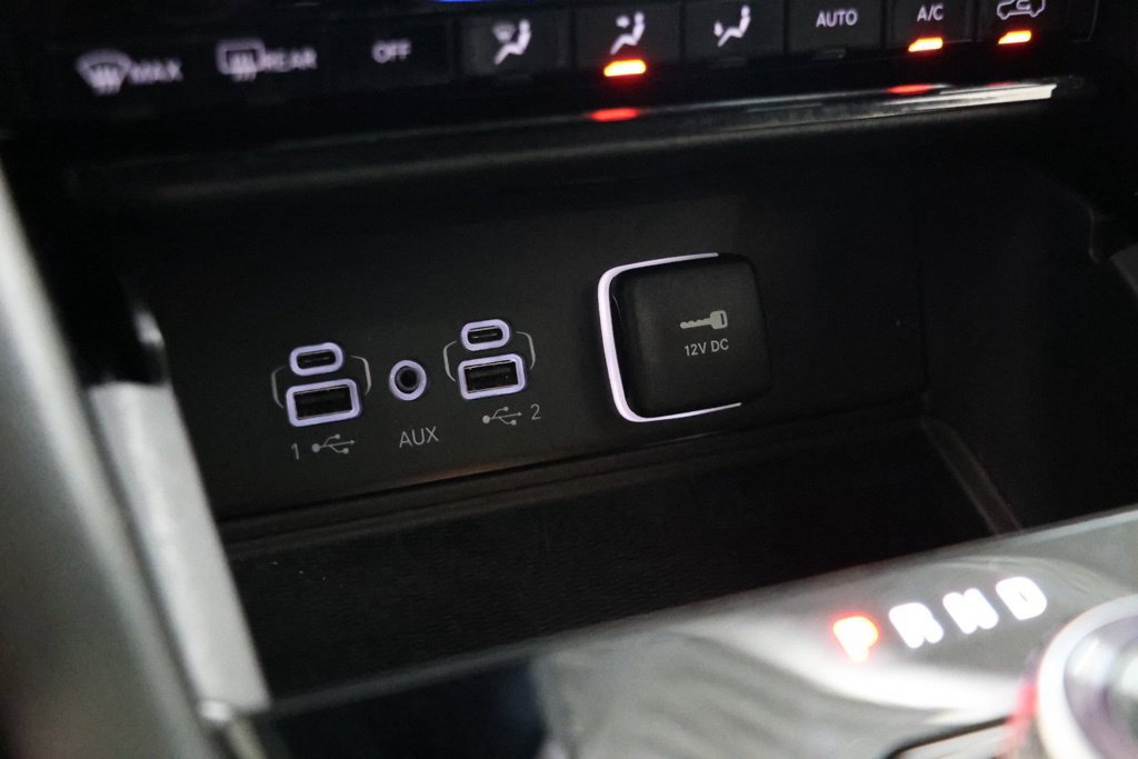 Used 2023 Jeep Grand Cherokee L Laredo AWD/4WD image 28