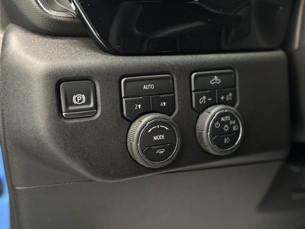 Used 2026 Chevrolet Silverado 1500 RST AWD/4WD image 15